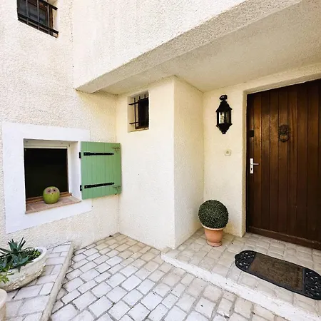 Le Langoustier Pour 6 Personnes Avec Piscine A *