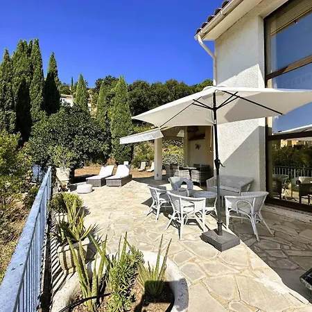 别墅 Le Langoustier Pour 6 Personnes Avec Piscine A 拉隆德莱丝莫里斯